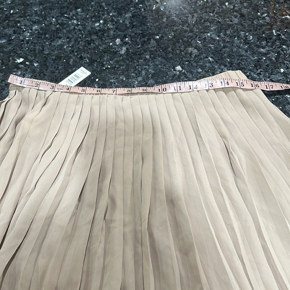 Max Studio Tan Midi A-Line Skirt - Picture 6 of 9